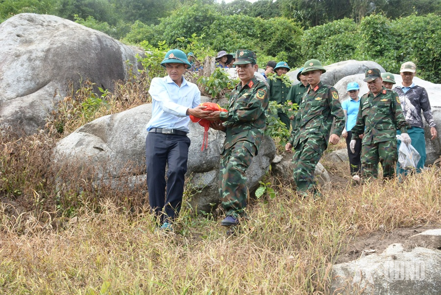 500 ngày đêm 